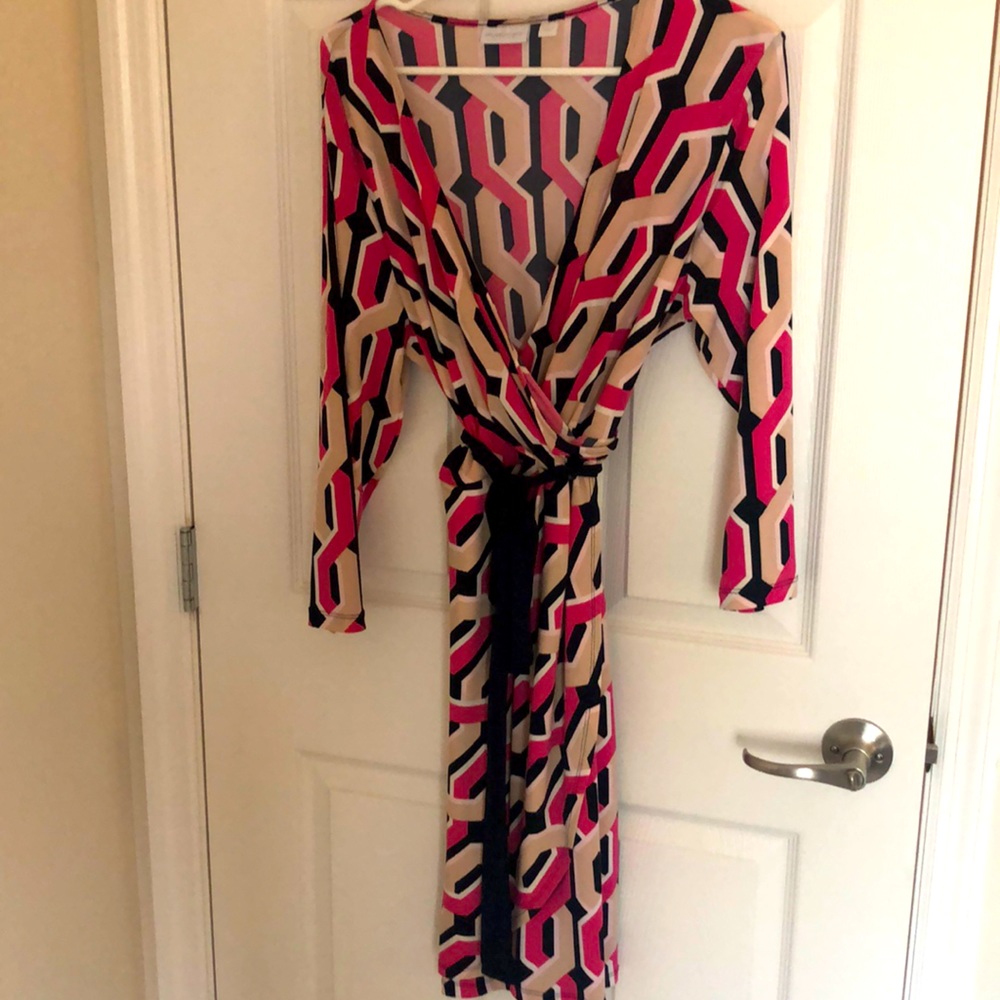 BNWOT Cute NY & co wrap dress